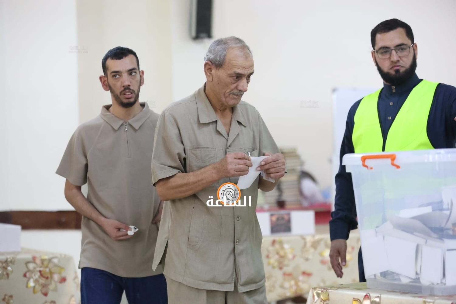 Madar Al-Saa Images 0.3987330292706637