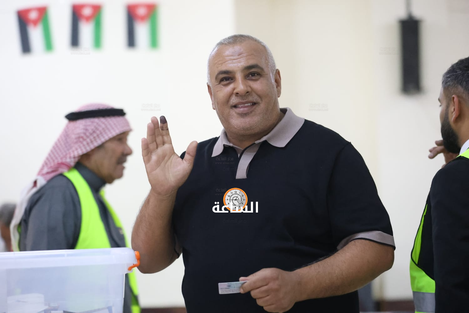 Madar Al-Saa Images 0.03356535039082187