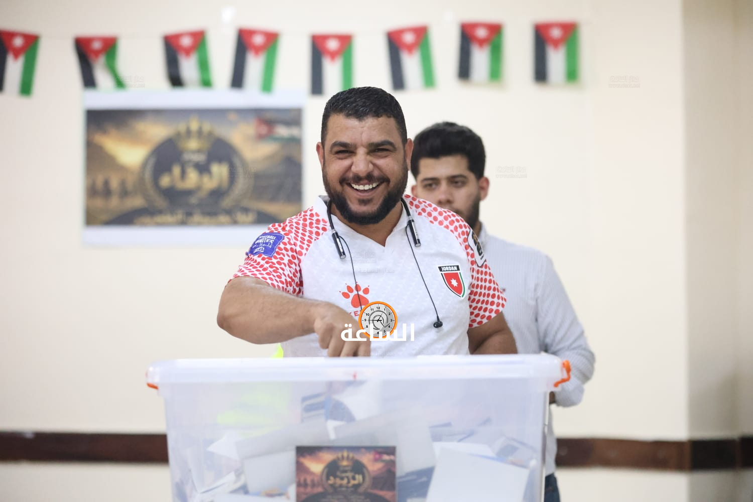 Madar Al-Saa Images 0.9638020342630571