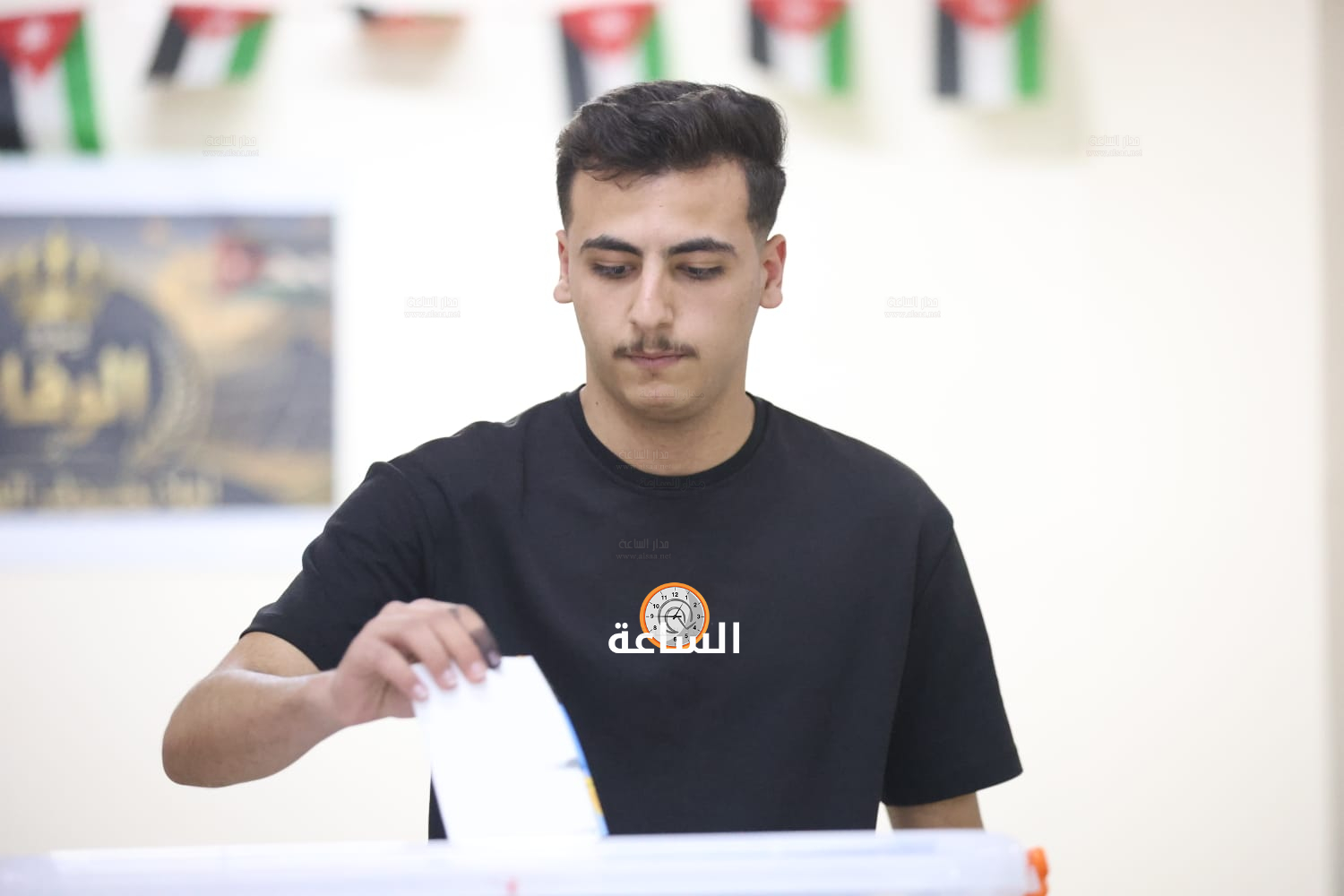 Madar Al-Saa Images 0.5683340298827232