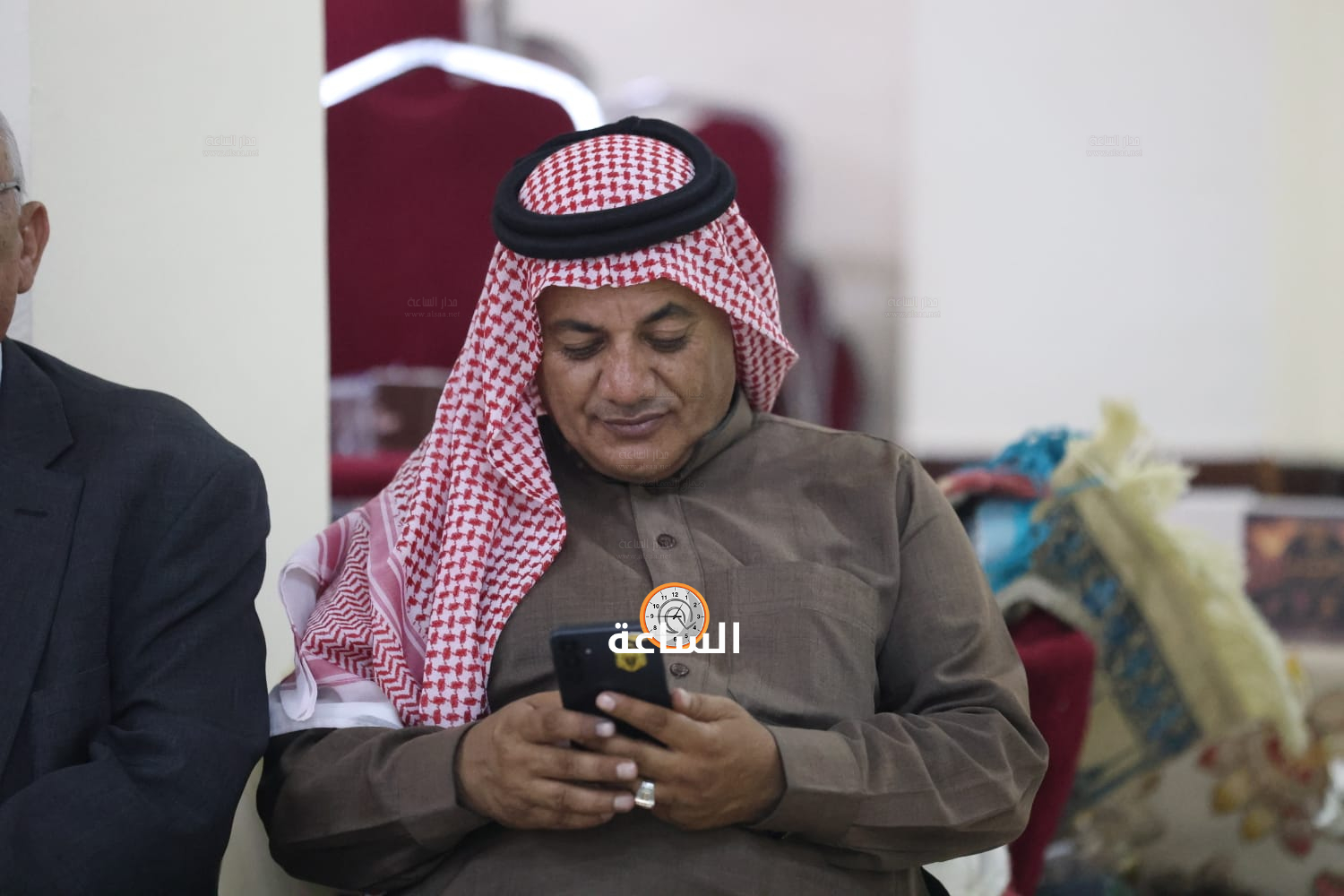 Madar Al-Saa Images 0.008295484857642643