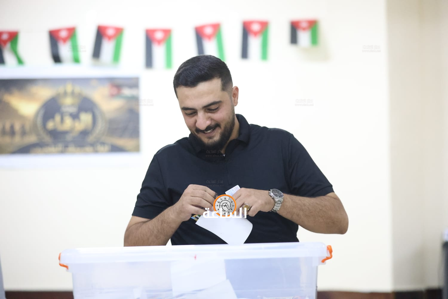Madar Al-Saa Images 0.8380486116157457