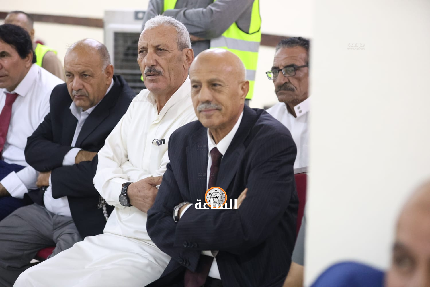 Madar Al-Saa Images 0.4092900370649746