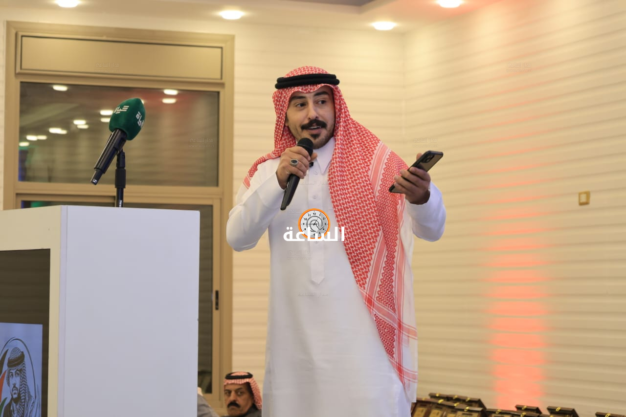 Madar Al-Saa Images 0.0022719690555219607
