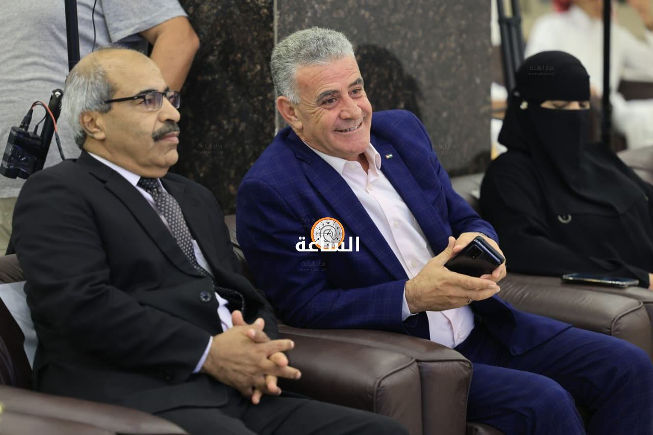 Madar Al-Saa Images 0.0644577500912703