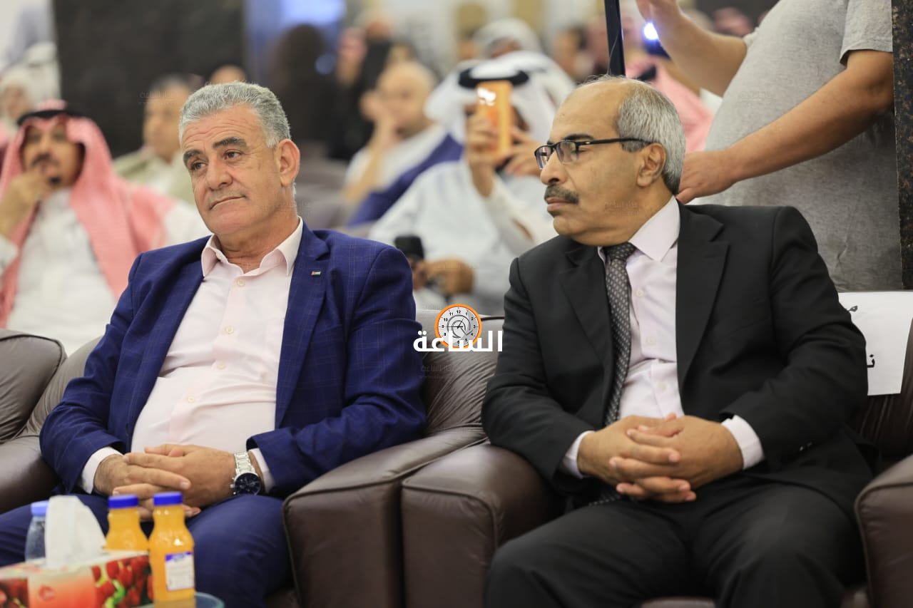 Madar Al-Saa Images 0.4370524632496383
