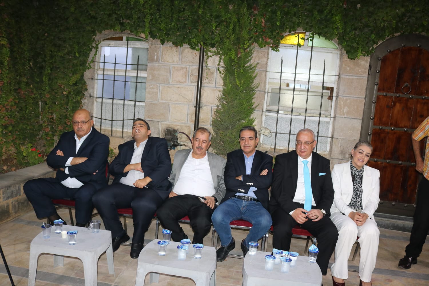 Madar Al-Saa Images 0.8399825303800488