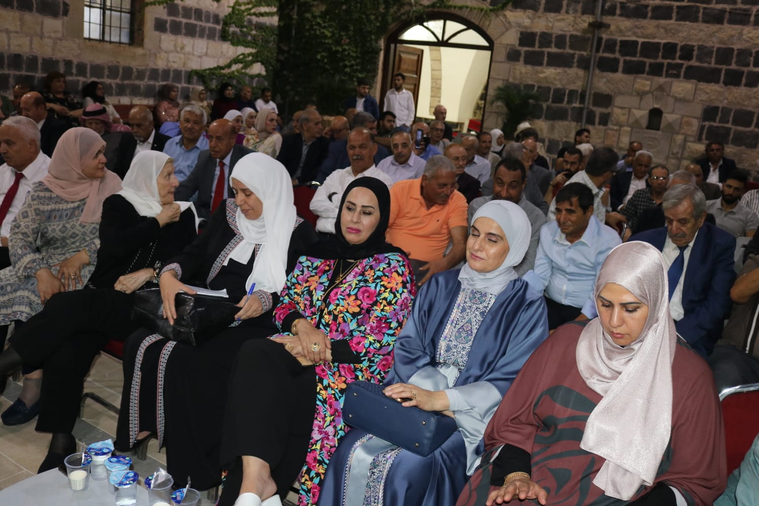 Madar Al-Saa Images 0.9300910434065742