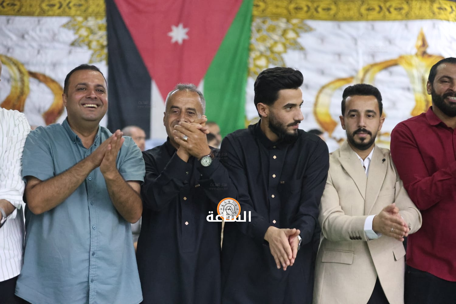 Madar Al-Saa Images 0.10222376624099683