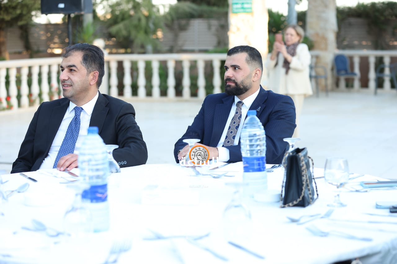 Madar Al-Saa Images 0.5928569234963592