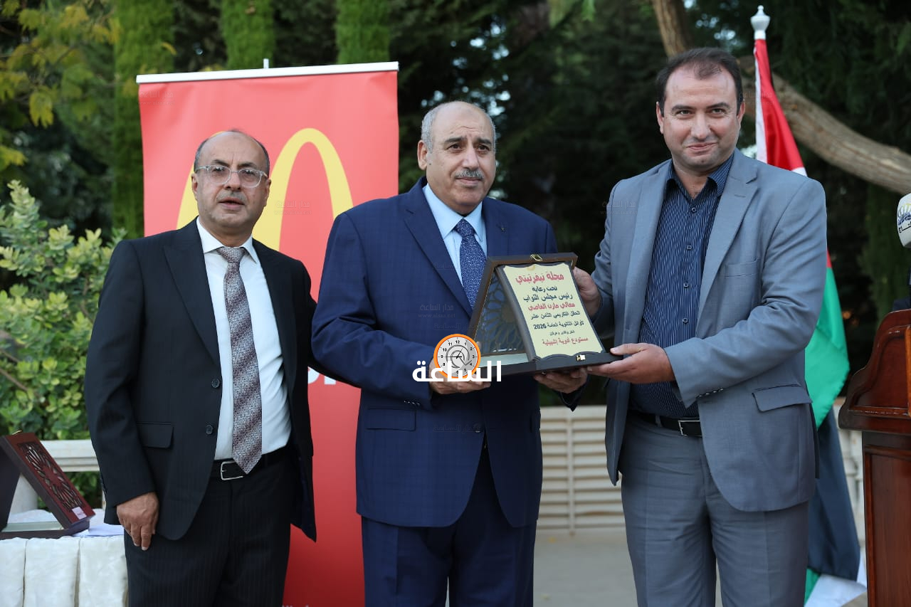 Madar Al-Saa Images 0.366879651897671