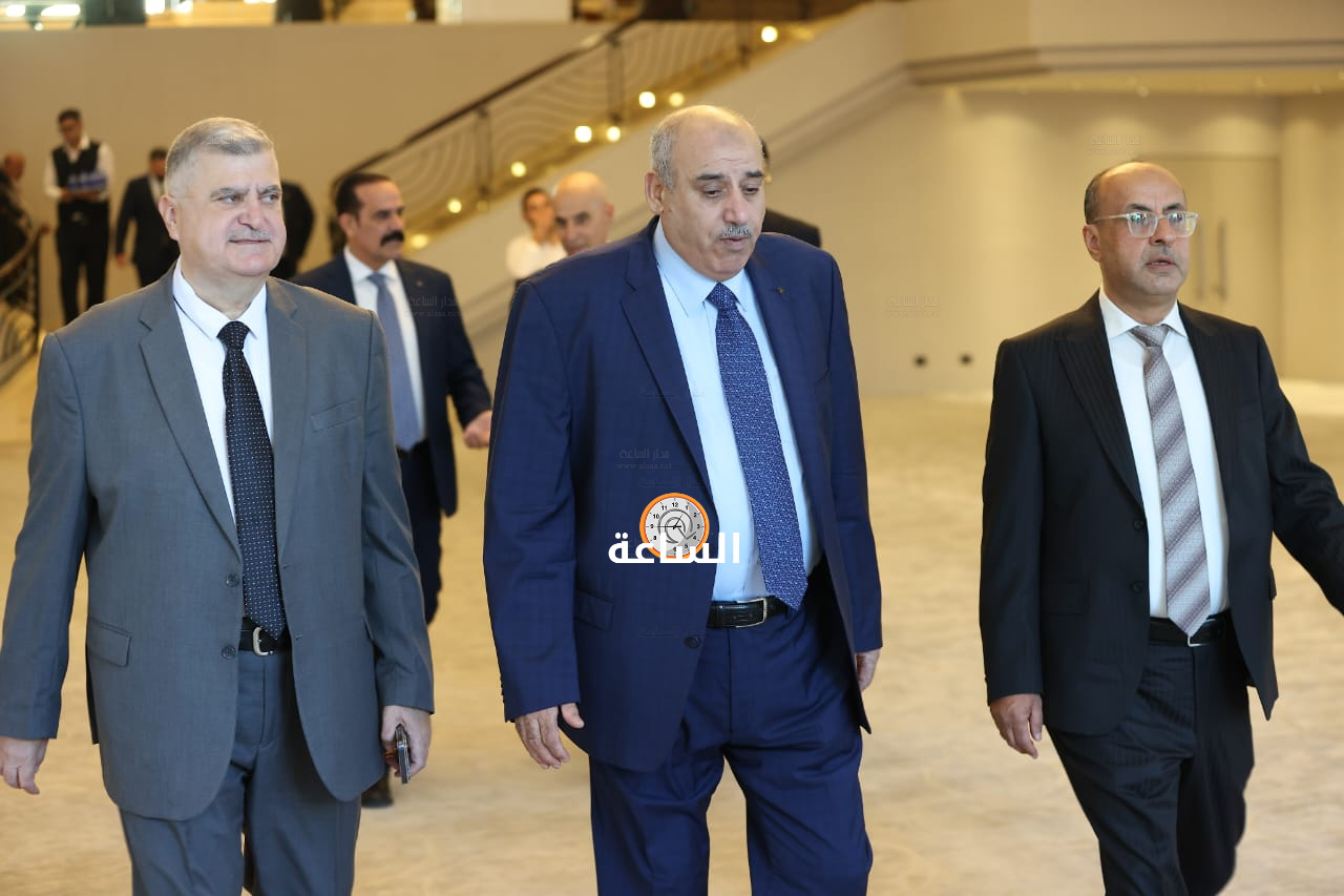 Madar Al-Saa Images 0.332272075189995