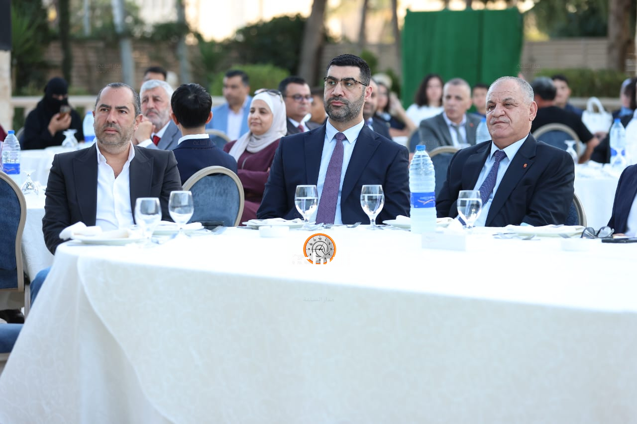 Madar Al-Saa Images 0.6268332871556014