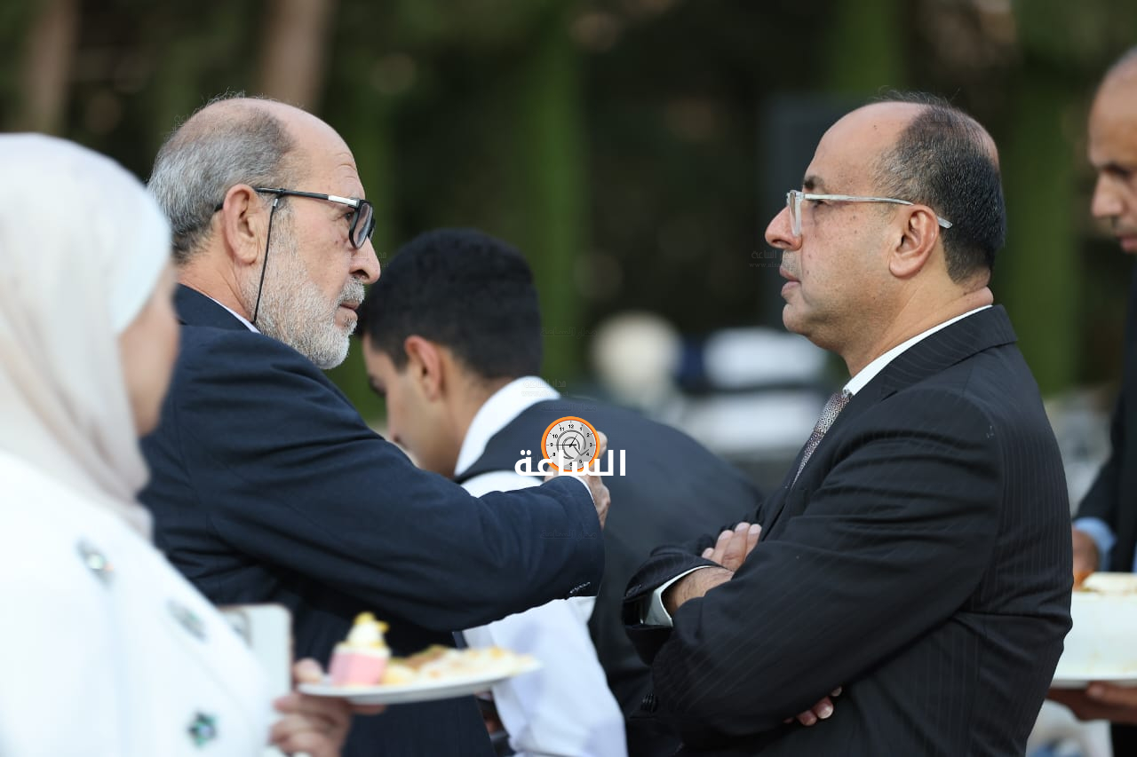 Madar Al-Saa Images 0.2660620023130623