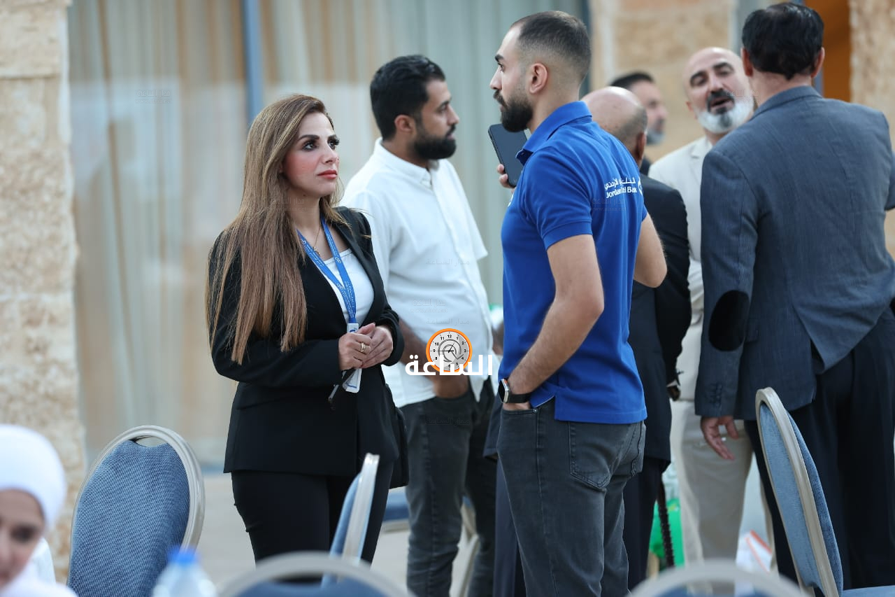 Madar Al-Saa Images 0.4263432653165815