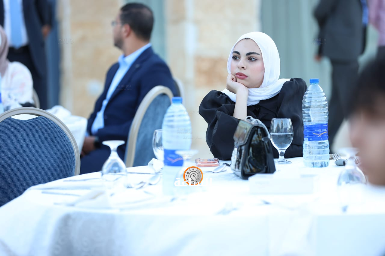 Madar Al-Saa Images 0.15092532427774363