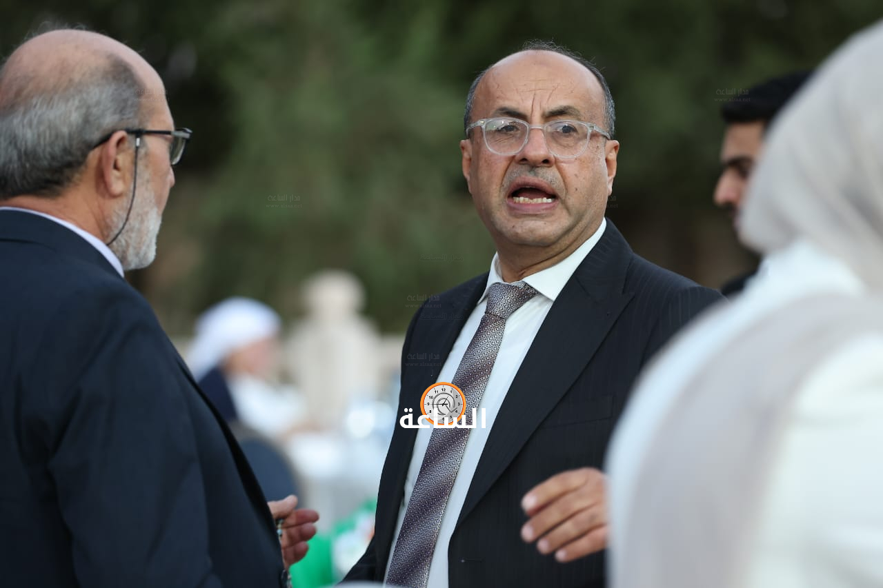 Madar Al-Saa Images 0.9952578120479462