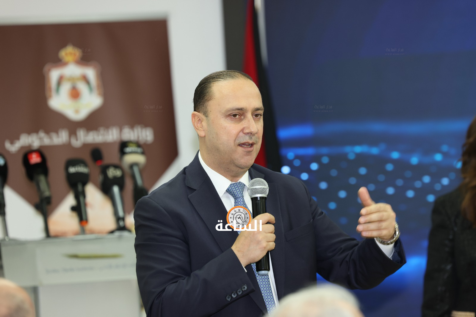 Madar Al-Saa Images 0.8192751448523101