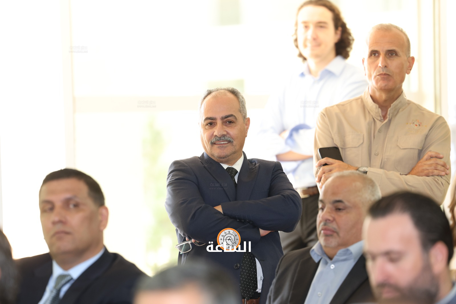 Madar Al-Saa Images 0.6111314111241221