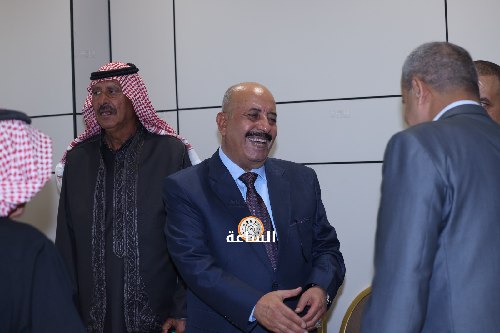 Madar Al-Saa Images 0.5613435861130729