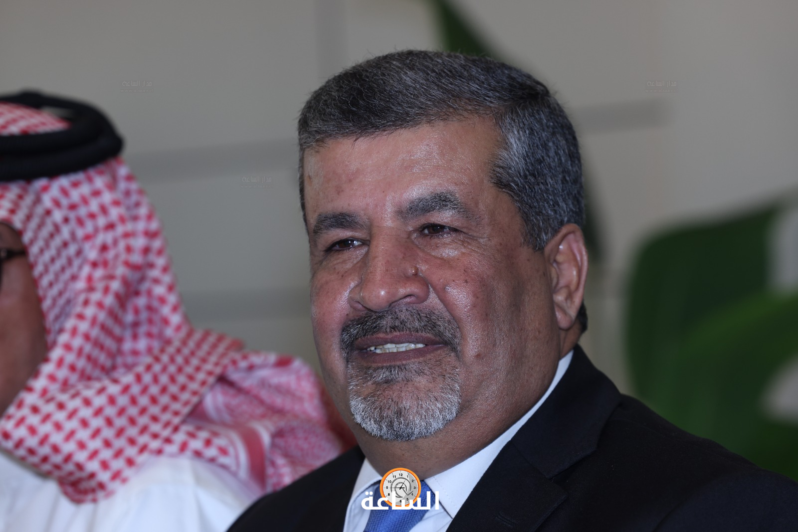Madar Al-Saa Images 0.7746141145646873