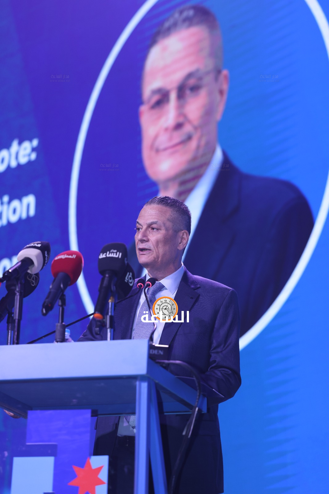 محافظ البنك المركزي الأردني عادل شركس