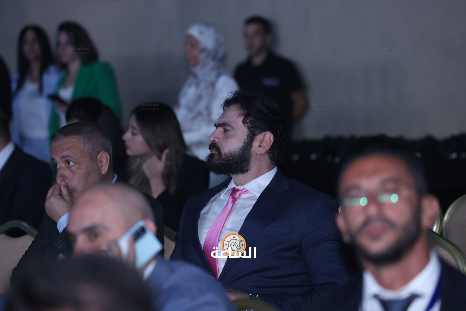 Madar Al-Saa Images 0.44214426105175075