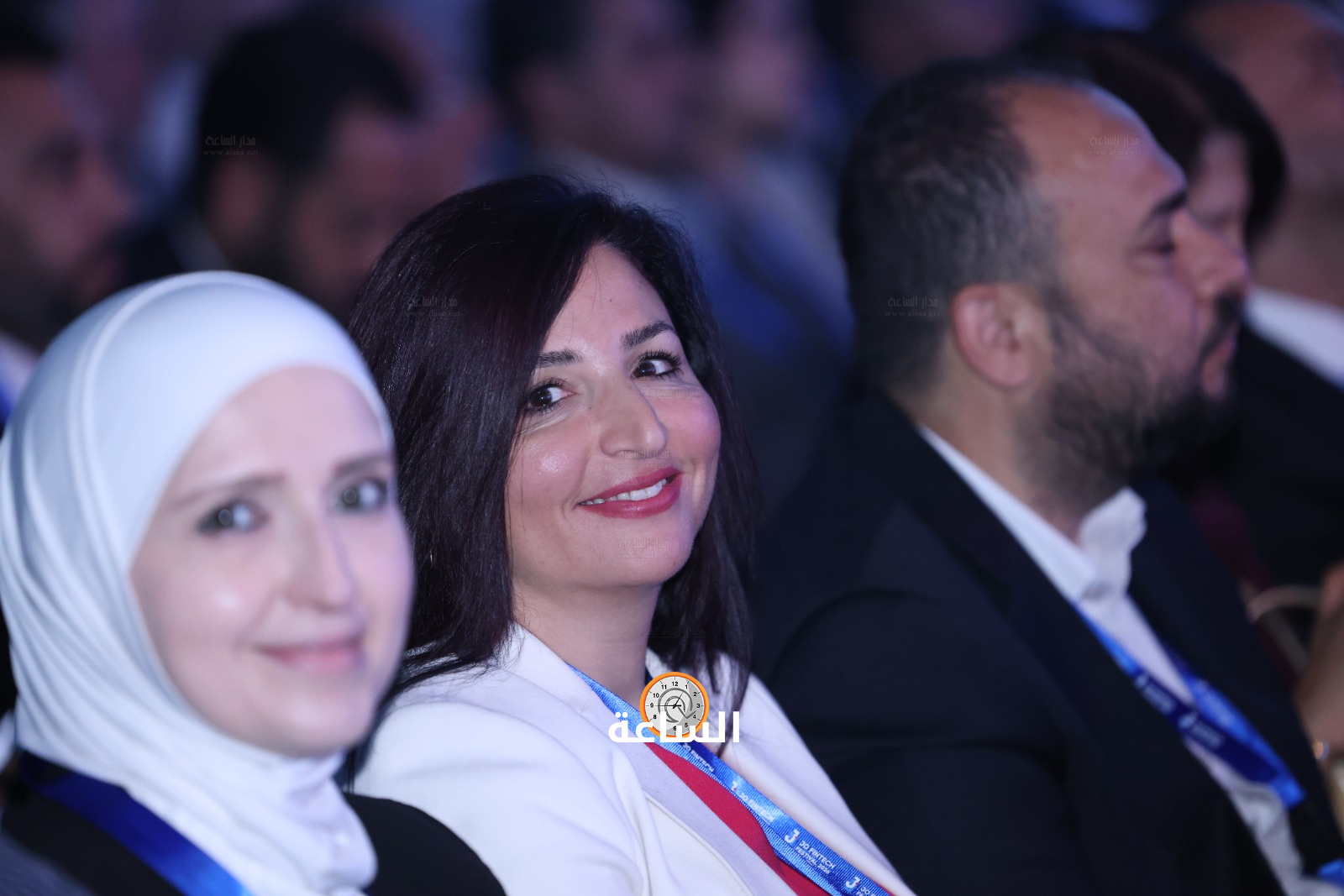 Madar Al-Saa Images 0.837334723190032