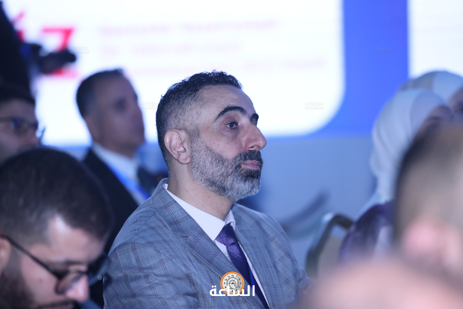 Madar Al-Saa Images 0.9998349357911602