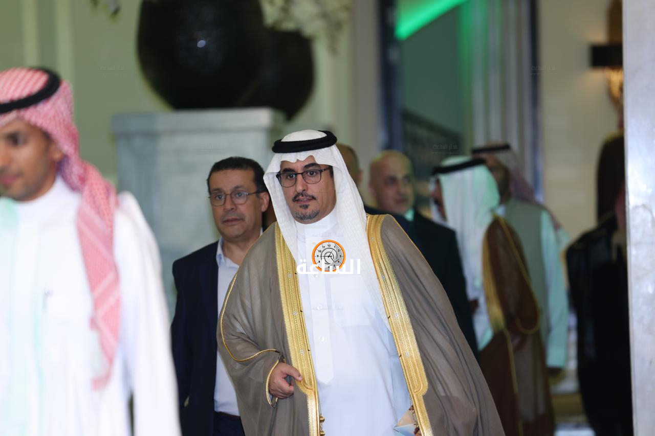 Madar Al-Saa Images 0.46304157345839503