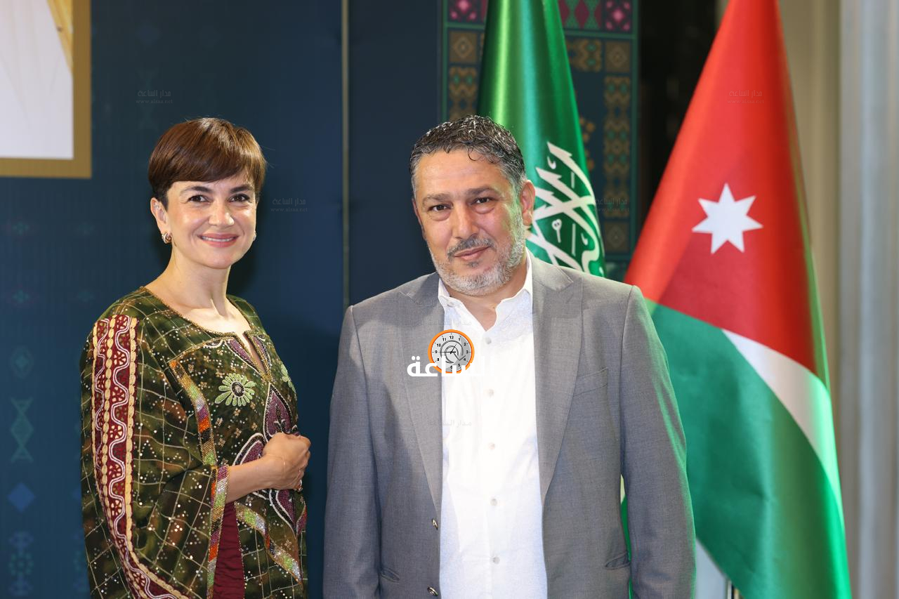 Madar Al-Saa Images 0.4082309137252774