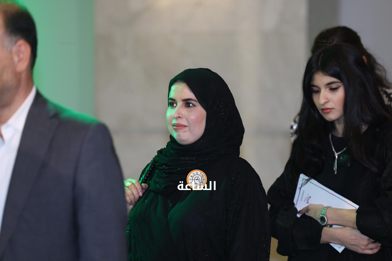 Madar Al-Saa Images 0.32761933398790877