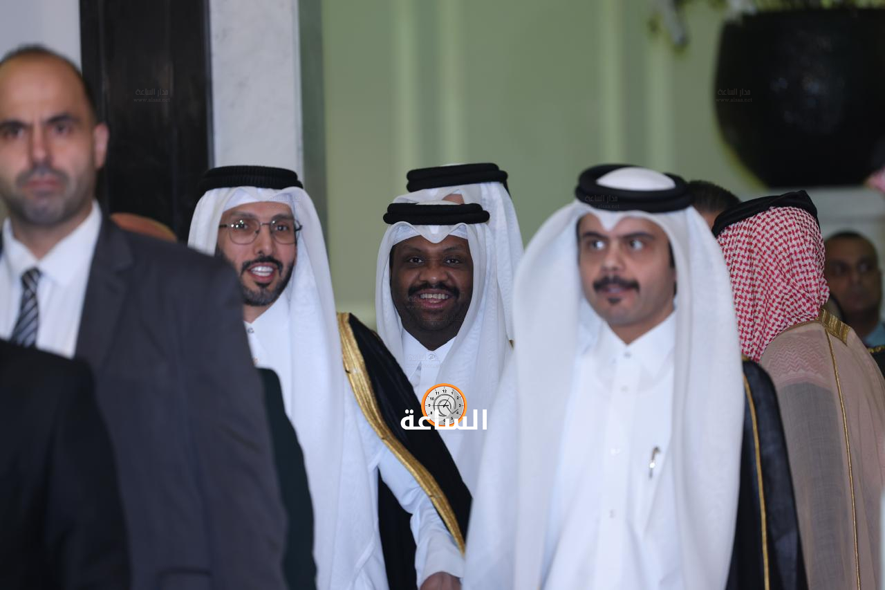 Madar Al-Saa Images 0.16352532895422