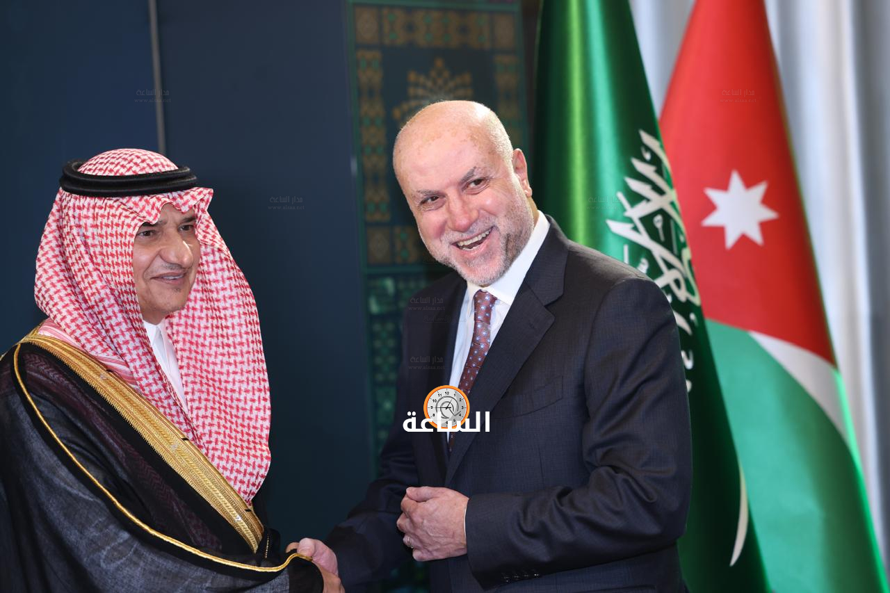 Madar Al-Saa Images 0.8563367374297759