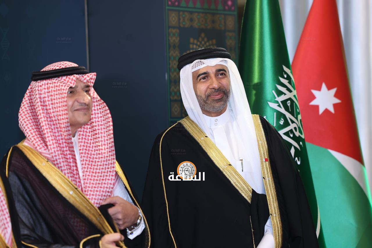 Madar Al-Saa Images 0.6172636067608737