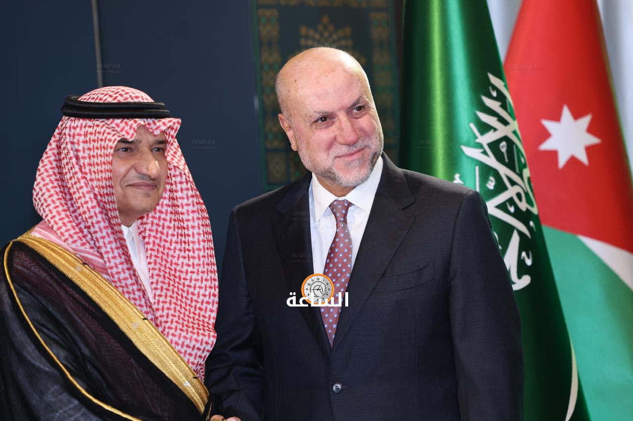 Madar Al-Saa Images 0.08963406910722604
