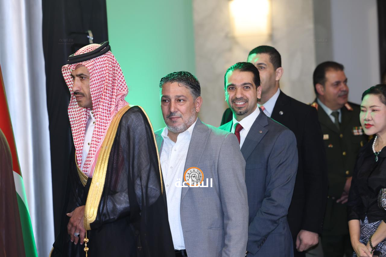 Madar Al-Saa Images 0.49352211271247515