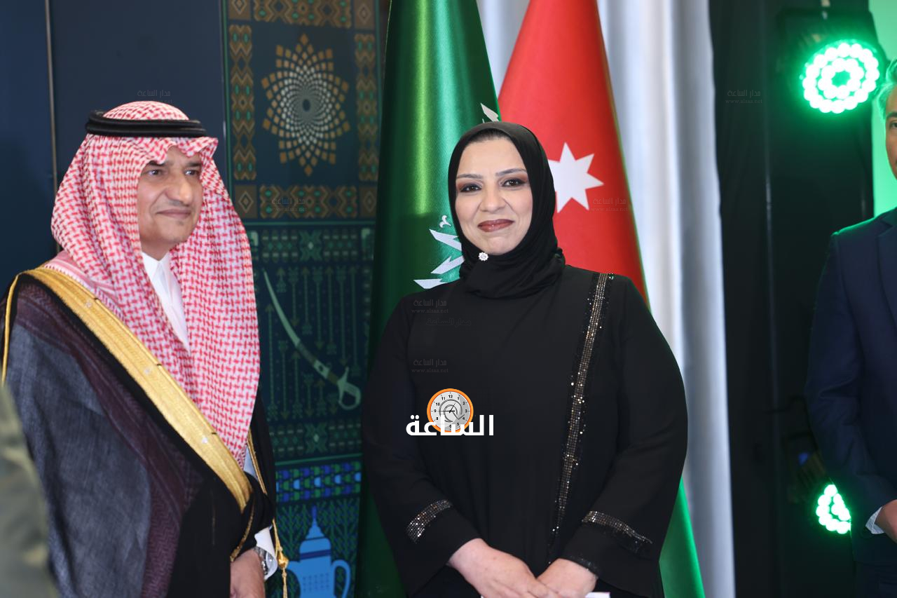 Madar Al-Saa Images 0.5138858665343405