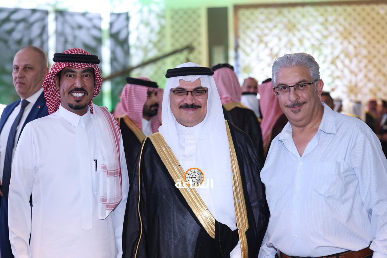 Madar Al-Saa Images 0.8791852930426299