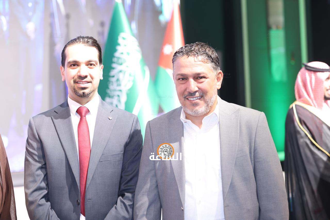 Madar Al-Saa Images 0.7724521556164753