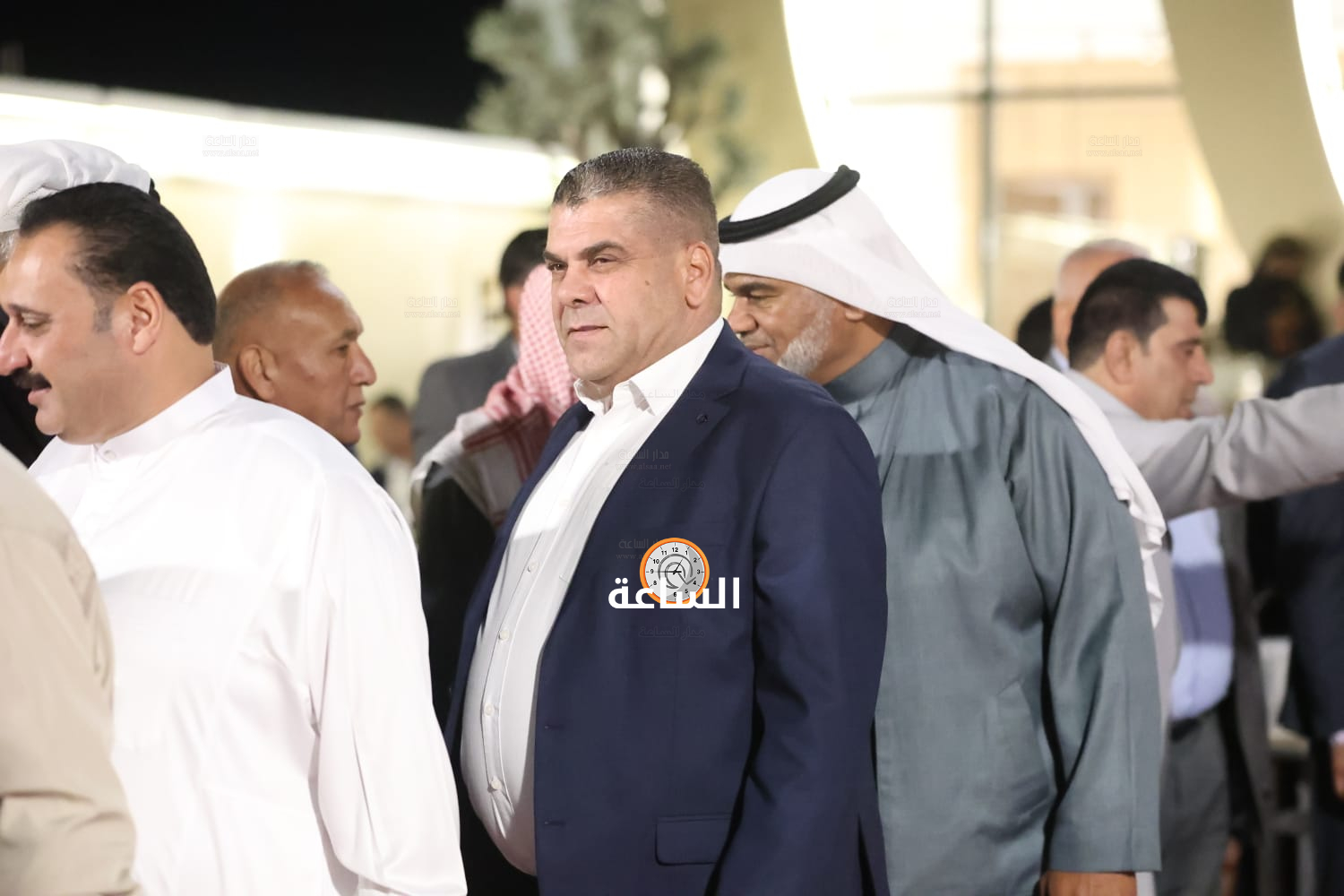 Madar Al-Saa Images 0.4273510090842372