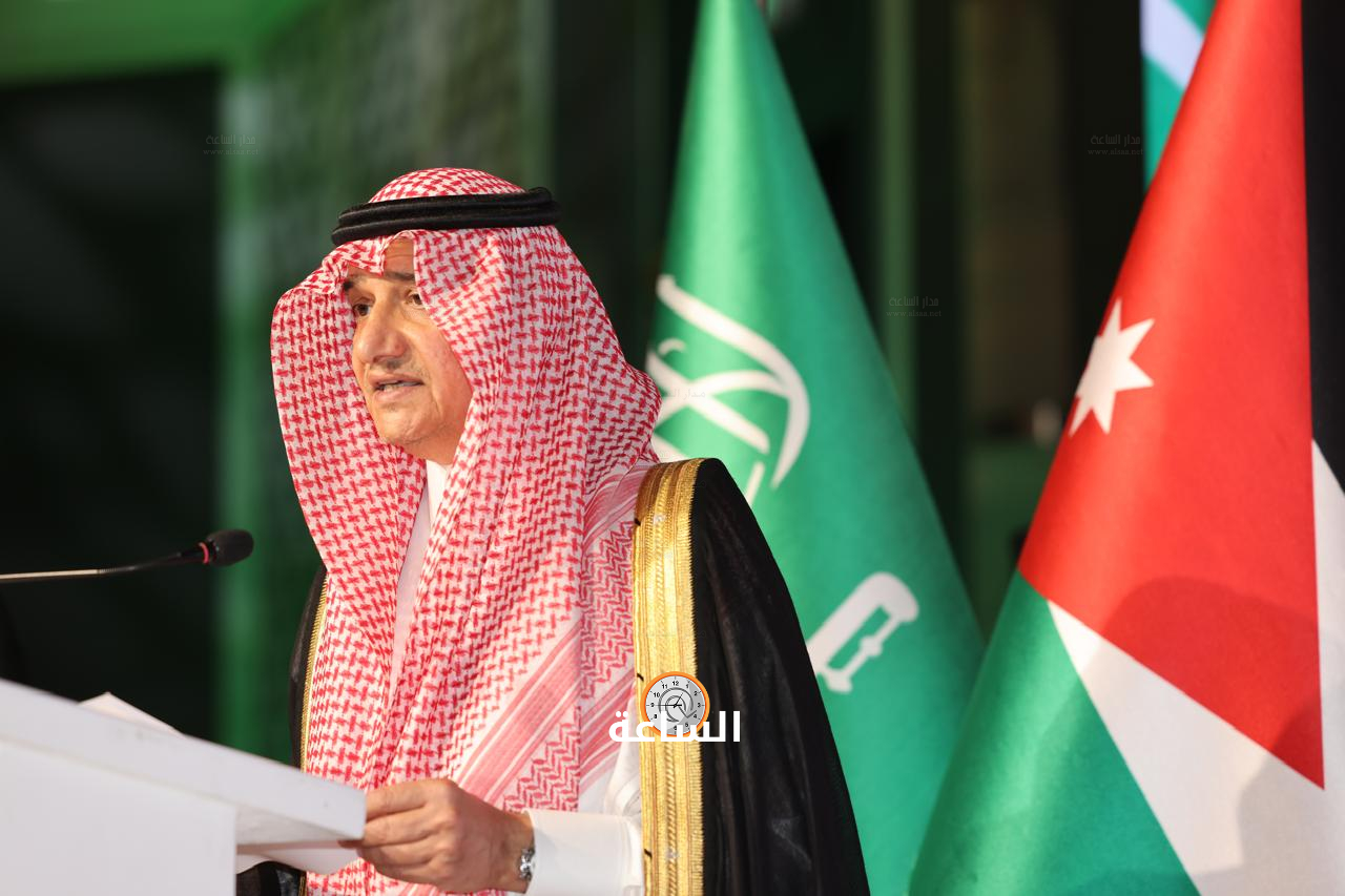 Madar Al-Saa Images 0.789032597603588