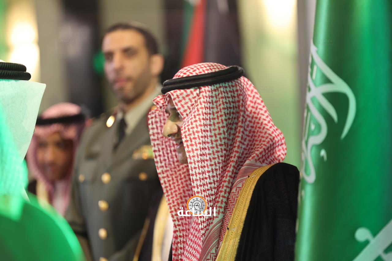 Madar Al-Saa Images 0.5897997780700738