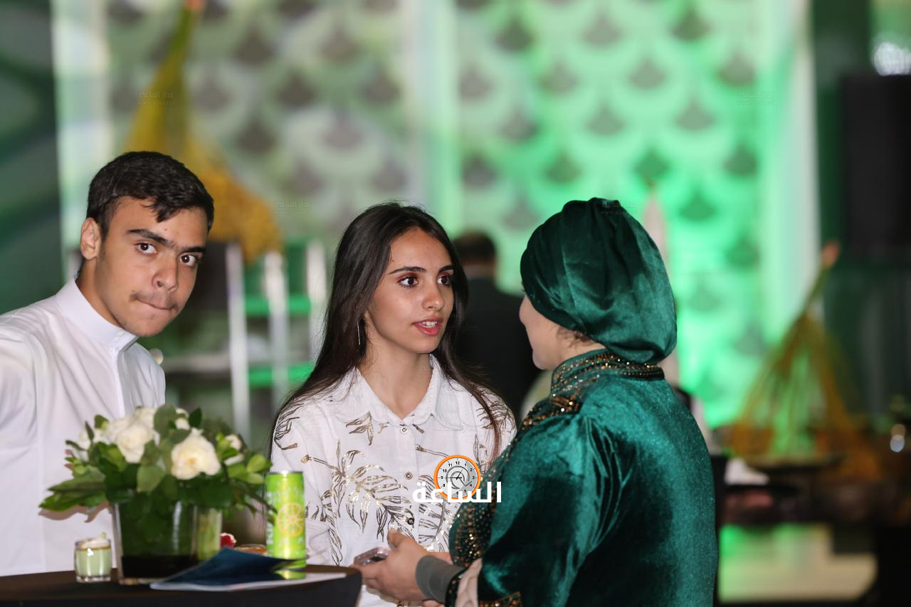 Madar Al-Saa Images 0.6702155894423092