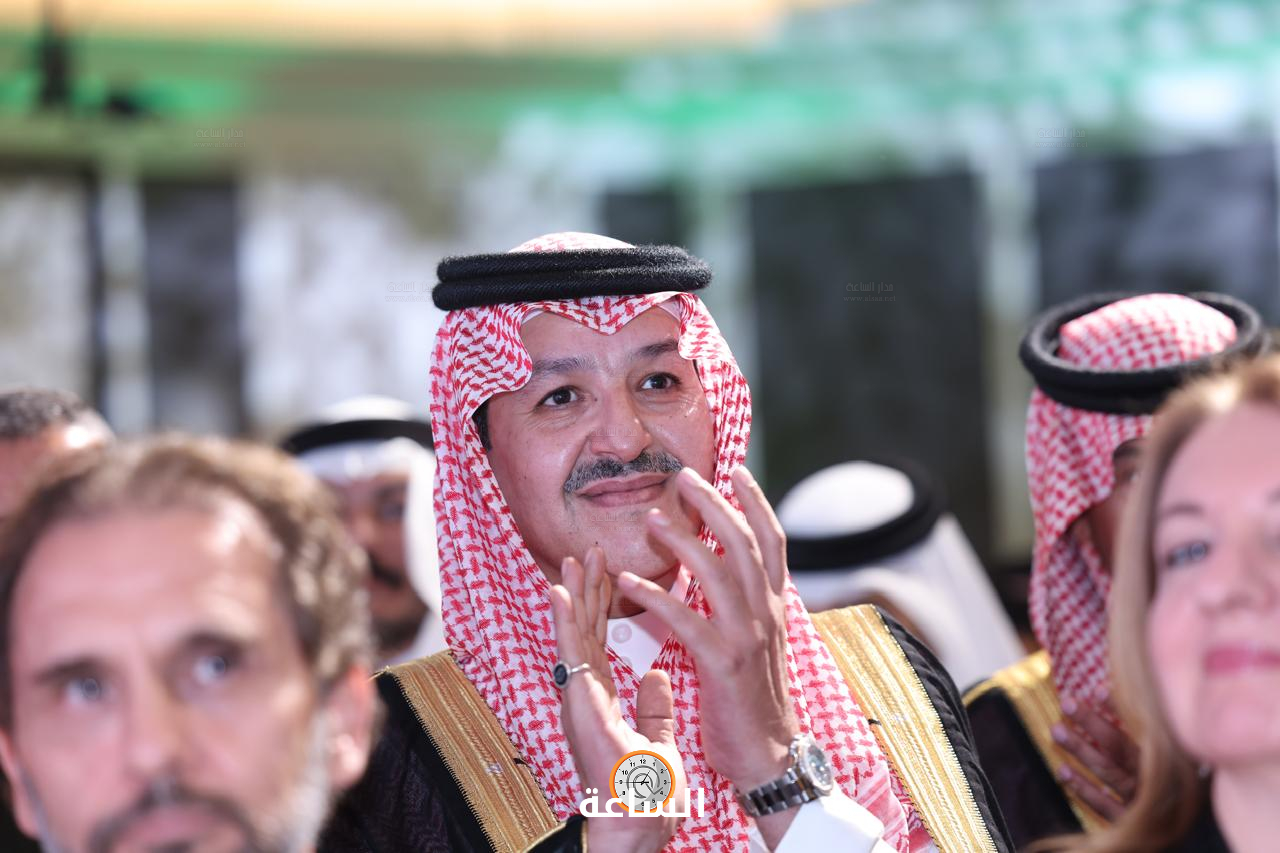 Madar Al-Saa Images 0.02909575454875346