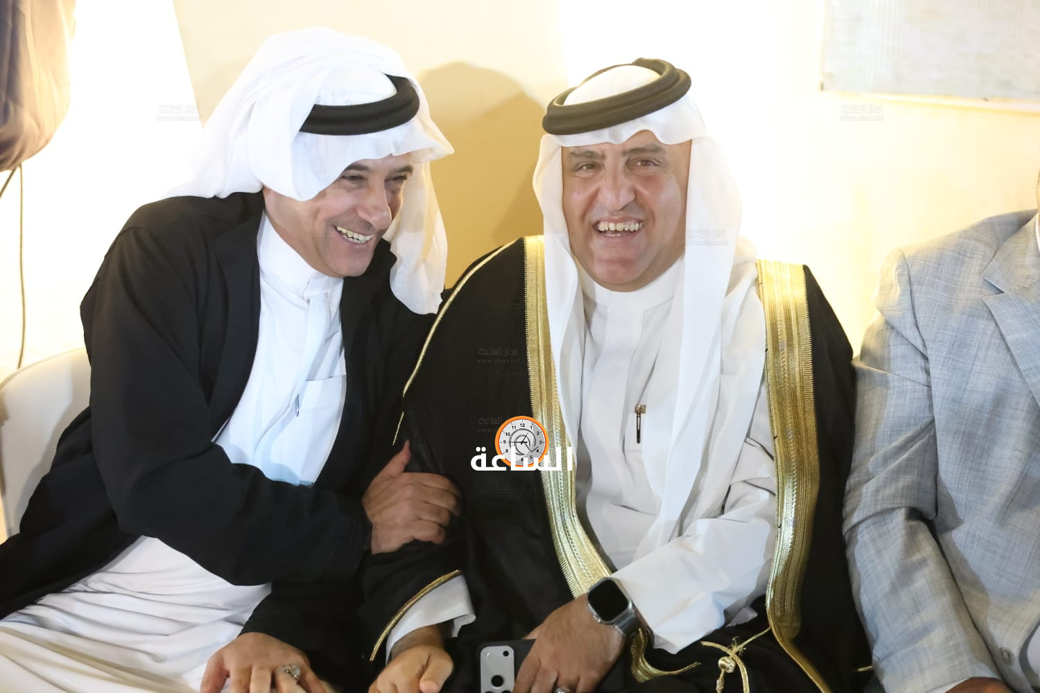 Madar Al-Saa Images 0.09004498260404026