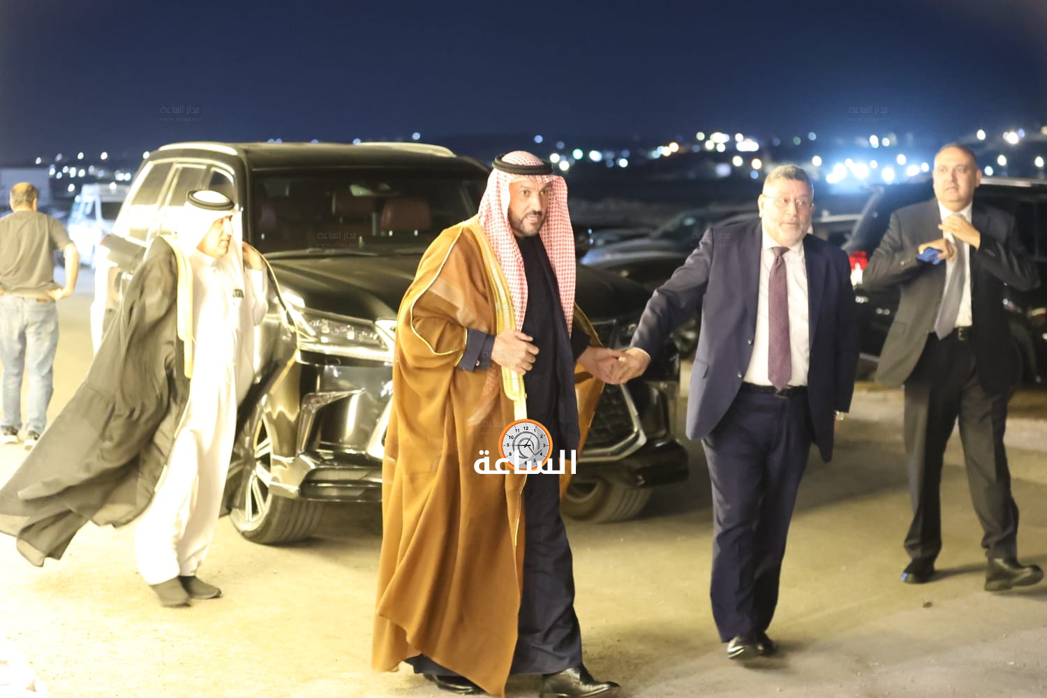 Madar Al-Saa Images 0.7201411459401331