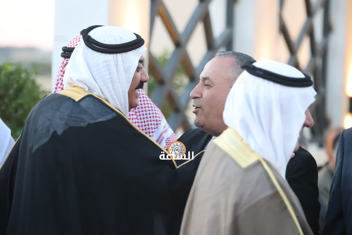 Madar Al-Saa Images 0.09568881215335934