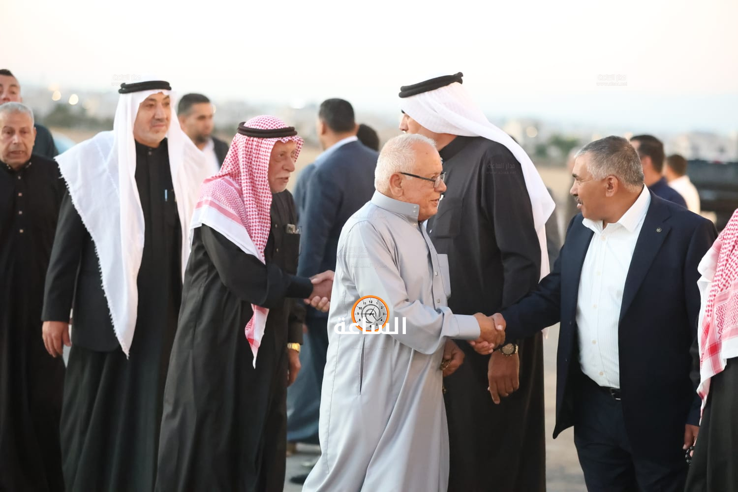 Madar Al-Saa Images 0.45373682462505727