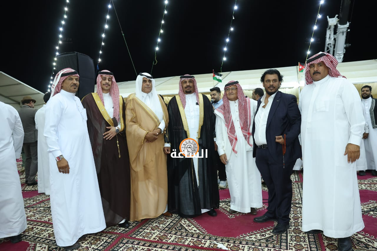 Madar Al-Saa Images 0.742048909253062